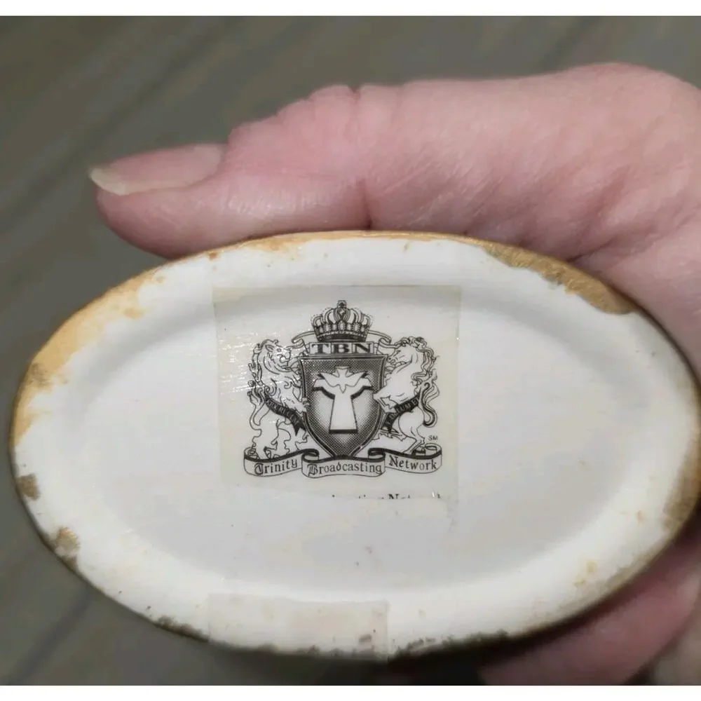 Vtg Mary Holding Baby Jesus Trinket Box Porcelain Trinity Broadcasting Network